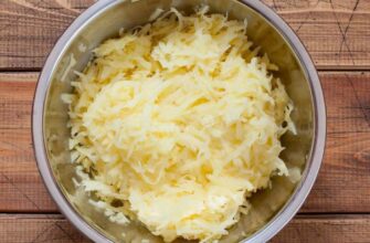 Ніколи не робіть це, якщо хочете приготувати ідеальні деруни: як правильно терти картоплю https://zaxid.net/news/