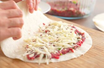 4 інгредієнти на сковорідку + 10 хв = смачний та ситний сніданок на столі: роблю, коли запізнююсь на роботу