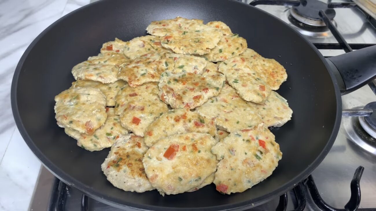 Господині розповіли, як приготувати смачну вечерю з кефіру та фаршу 