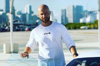 І дружина вже не та, і він не той: чим займається Влад Яма після еміграції до США?