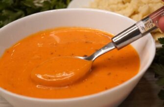 Підливу з 4 інгредієнтів готую до макаронів, пюре, гречки й рису: ніколи нікому не набридає ця смакота