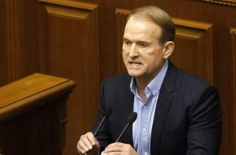 Медведчук заявив про виведення нового сорту “бойових бандерівців”