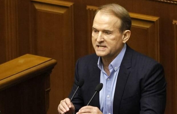 Медведчук заявив про виведення нового сорту “бойових бандерівців”