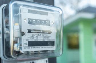 Міненерго говорить відверто: Коли українці зможуть забути про світло за розкладом