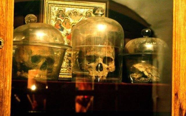 Мощі святих Києво-Печерської Лаври змусили кращих вчених УРСР визнати: «Вони живі» (ФОТО)