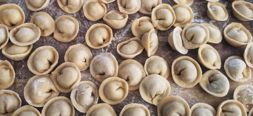 Готуємо пельмені за рецептом баби Томи з Закарпаття: вони мають 1 маленький секрет