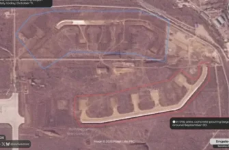 На авіабазі «Енгельс-2» зафіксовано 137 вантажівок невідомого призначення. ФОТО