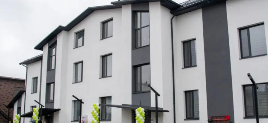 На Волині сім’я втратила житло, бо не жила там понад рік: Деталі рішення суду (ФОТО)