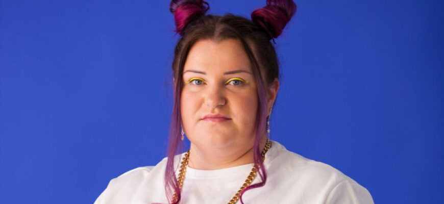 Не на вокал, а в ДТП: реперка Alyona Alyona розповіла правду про аварію