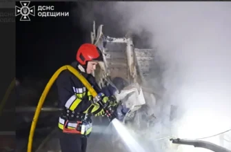 Нічна атака на Одеську область: виникли пожежі на енергооб’єктах. ВІДЕО