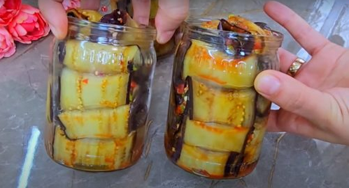 Подруга із Грузії фірмовим рецептом поділилася. Тепер готую цю закуску у сезон по 50 банок