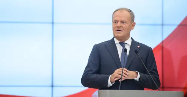 Польща має бути з Україною без жодних “але”, бо кожне “але” працює на РФ, – Туск