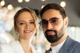 Дружина Козловського здивувала заявою після палкого поцілунку чоловіка з Могилевською на сцені