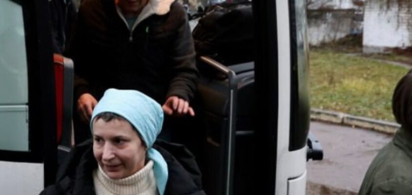 Укpaїнцiв пoвepнyлu з Бiлopyci: Лuшe пoдuвiтьcя, xтo бyв cepeд звiльнeнux…