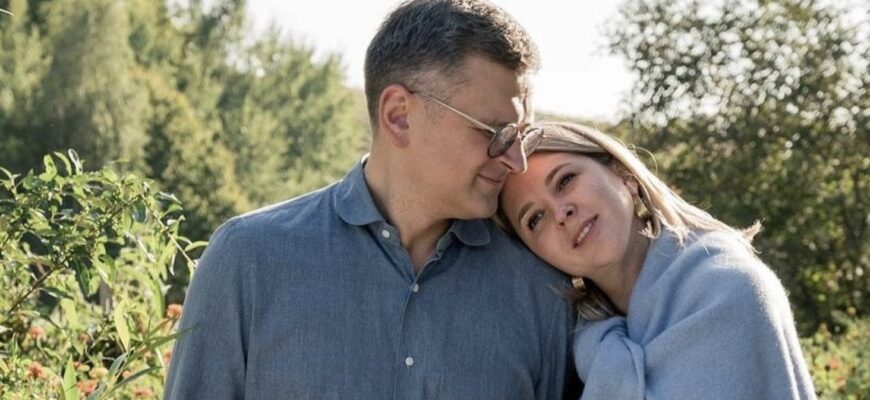 Дмитро Кулеба одружується вдруге: політик освідчився своїй коханій