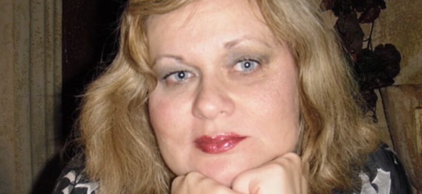 Коли мами не ст ало, я приїхала на батьківщину. Але в будинок сина я не змогла потрапити, тому що невістка мене не пустила, а донька погодувала, але не пустила ночувати.