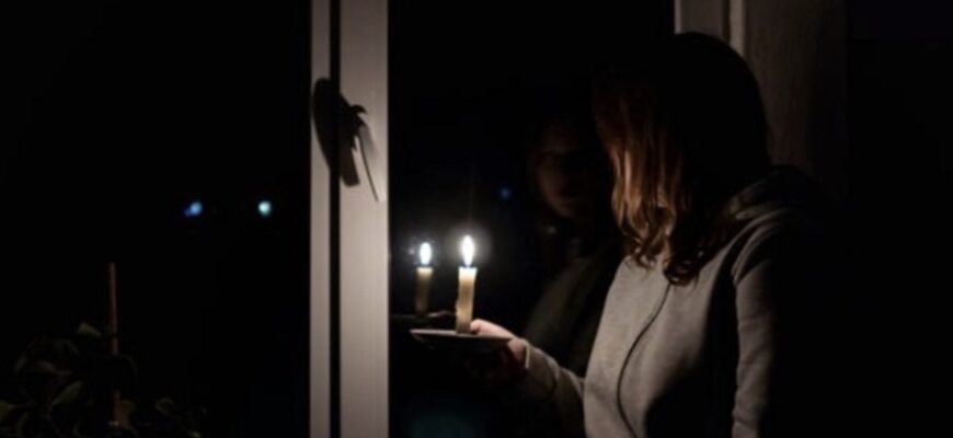 ЗМІ опиcали поxмуру cитуацію зі свiтлом! До чого готyватися укpaїнцям. Деталі…