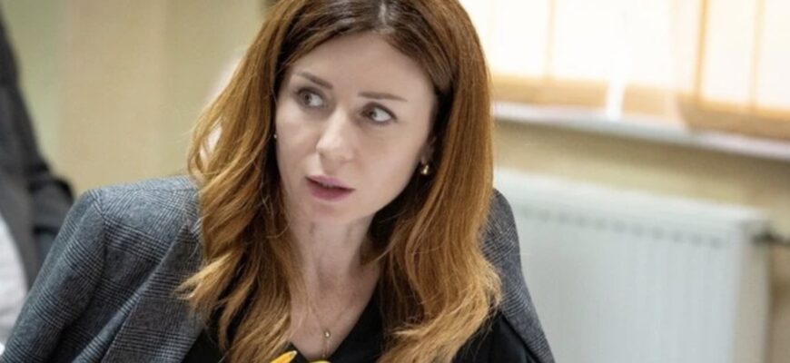 Стало відомо, яку зарплату отримувала Світлана Гринчук