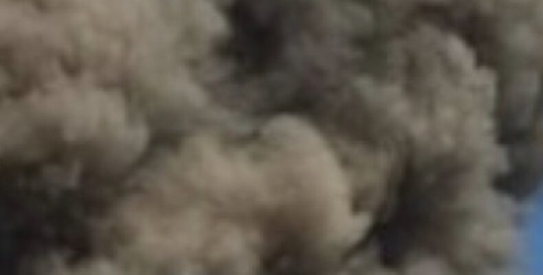 Потужні вибухи чути у Львові: влада звернулася до людей