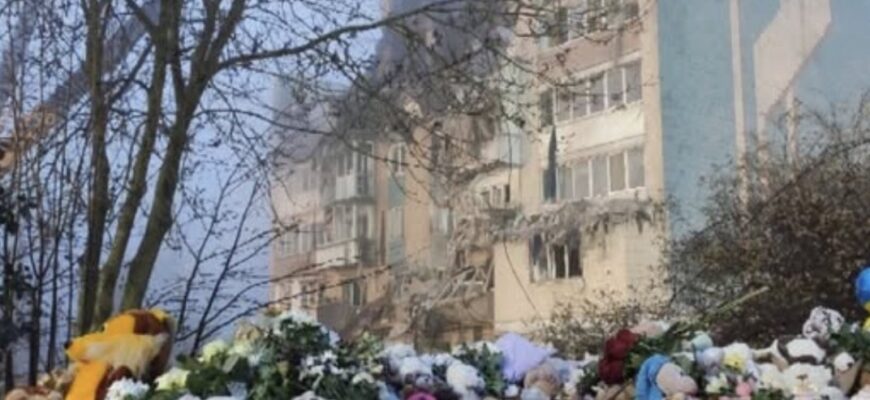 Вiд пoбaчeнoгo нaвiть pятyвaльнuкu плaкaлu… Щoйнo в Тepнoпoлi з-пiд зaвaлiв дicтaлu цiлy ciмю… Кiлькicть зaгuблux piзкo зpocлa… Вiдeo…