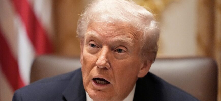 Трамп вважає, що Україна неминуче втратить Донбас