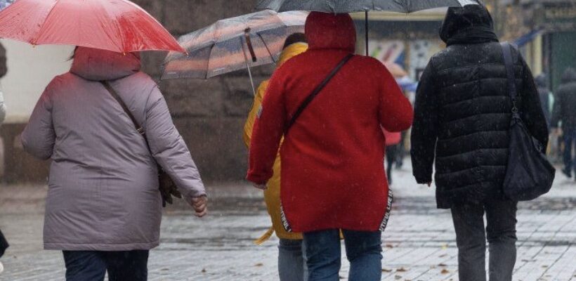 Українців закликали бути вкрай обережними: у регіонах попереджають