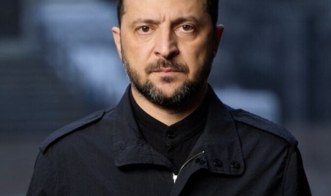 «Україна може опинитися перед дуже складним вибором»: Зеленський звернувся до народу