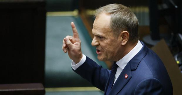 “Шкода вже завдана, і ціна буде високою”: Туск заявив, що попереджав Зеленського про небезпеку корупції