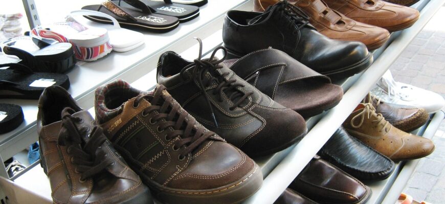 Не сушіть взуття так, як усі: 80% людей псують підошву через 1 помилку – ось єдиний правильний спосіб