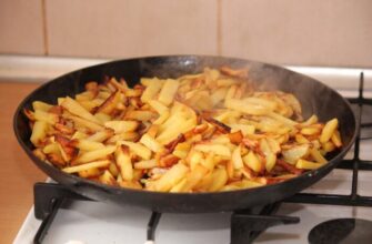 🥔 Смажу картоплю так уже 15 років — не прилипає до сковорідки, не перетворюється на “кашу”, а скоринка виходить золотою й хрусткою