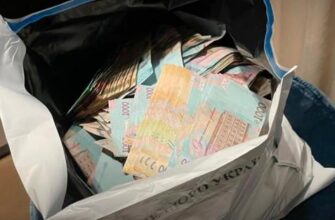 😳 “Таке собі задоволення…” — фігурант гучної корупційної схеми в енергетиці поскаржився, що йому важко носити пакети з готівкою 💸 Фото і відео вже облетіли мережу!