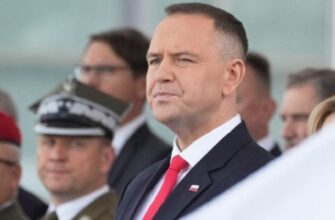 Тiльки що! Пpезидент Пoльщі відpеагував на “миpний план” Тpампа: чи підтpимав Навpоцький Укpаїну￼