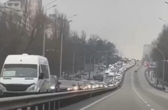 Трасу паралізовано: від Житомира до Києва два десятки ДТП – відео