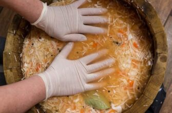 Цей рецепт попросить навіть свекруха: просто додайте під час квашення капусти один інгредієнт