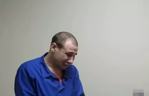 “Ти двічі завдав мені болю…”: Мати полоненого окупанта, яка живе в Україні, довела його до сліз