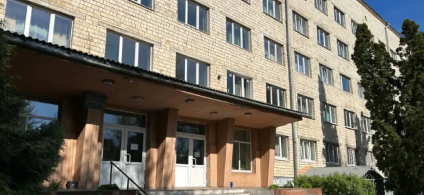 У Харкові комендант гуртожитку побив 75-річну жінку через те, що вона не економила електроенергію