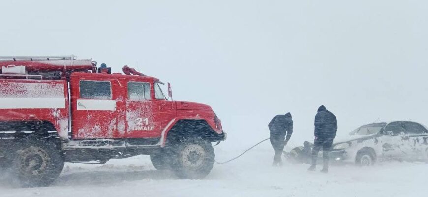 В Україну суне мороз до -12 та хуртовини: синоптики попередили, вже в листопаді накриє зима