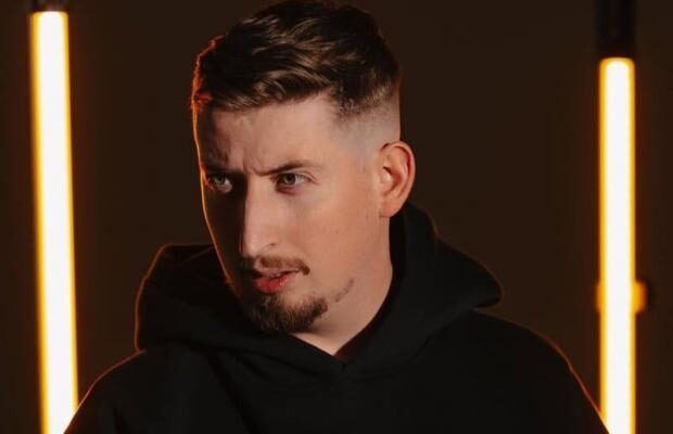 “Я не служу, в мене відстрочка!”: Український комік влаштувався викладачем у коледж (відео)