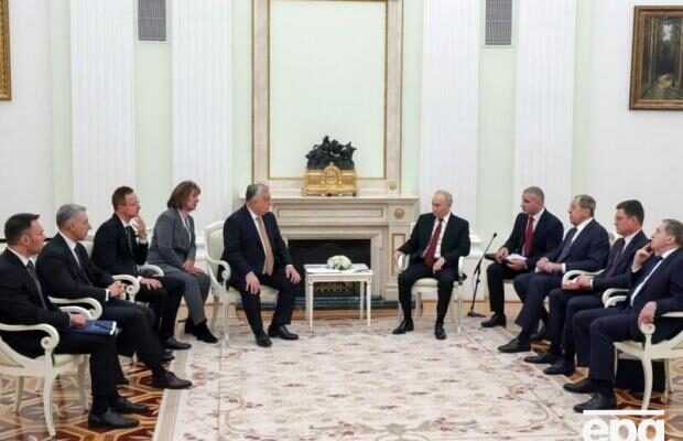 “Я радий, що ти завітав до нас…”: Перекладачка Орбана неправильно передала йому слова Путіна про Україну