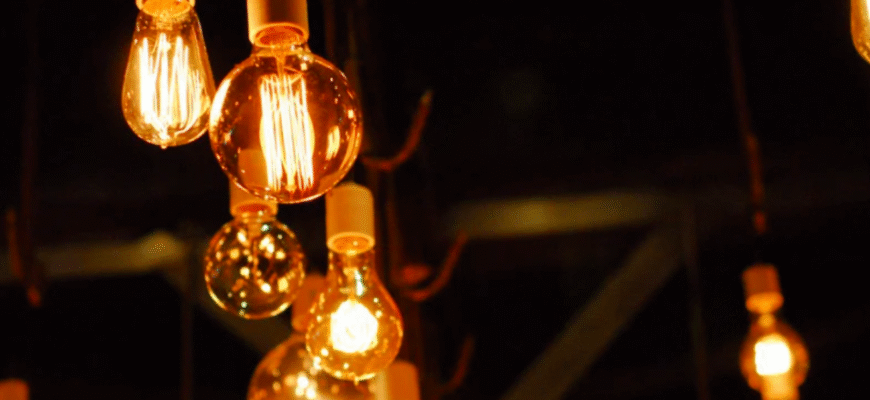 З 8:00 до 22:00 з перервою на обід: Укренерго запровадило графіки на сьогодні, але не для всіх областей