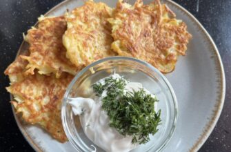 Борошно – зайве у дерунах: ось цей 1 інгредієнт потрібно покласти у страву, щоб деруни не розвалювалися