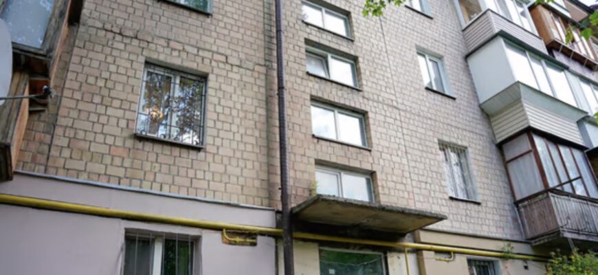 Таємниці хрущовок — чому робили вікно між кухнею і ванною