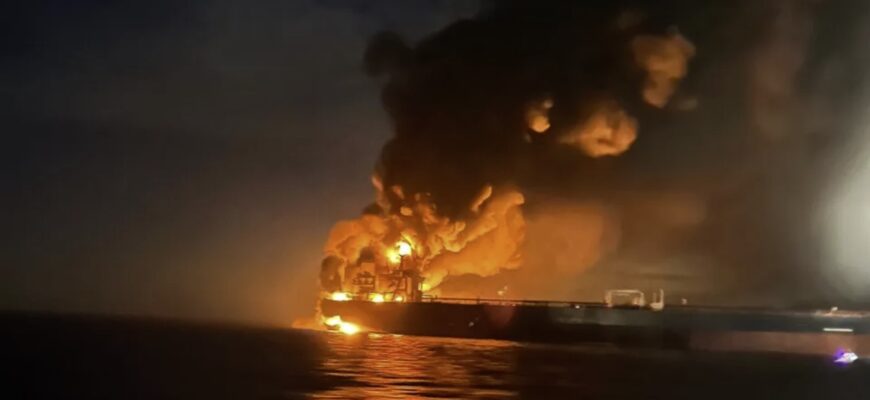 У Чорному морі вдруге атакували танкер тіньового флоту РФ: у Туреччині розкрили деталі