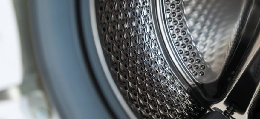 Не чистіть цим пральну машинку, якщо завтра не хочете дзвонити майстру: 1 порада, що НЕ лити в барабан