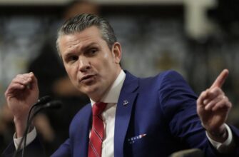 “Заради миру”, – глава Пентагону хоче запросити на “вечеру мрії” Трампа, Зеленського та Путіна