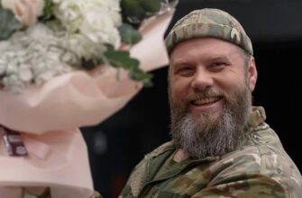 Відомий актор-воїн показав 2-місячного сина (фото)