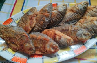 Смажу рибу, але запаху немає: перед приготуванням кладу на сковорідку 1 продукт – і біди собі не знаю