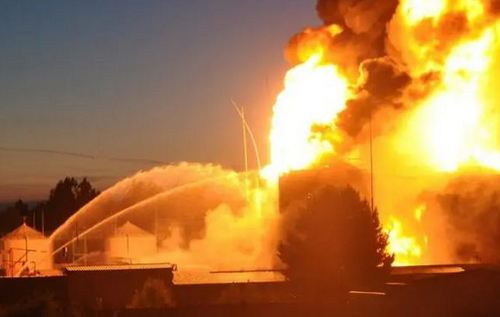 ГРЕС у Смоленську, НПЗ у Афіпську: у Росії скаржаться на атаку дронів. ВІДЕО