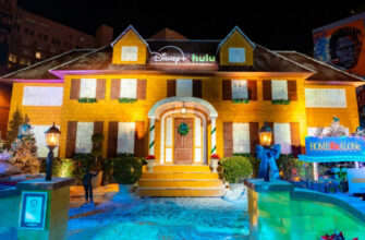 У США побудували пряничний будинок з фільму "Сам удома", використавши 2,6 тонни борошна