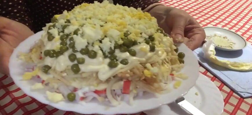 Цей оновлений рецепт салату “Дамська примха” я приготую у Новий рік 2026: потрібно 10 хв і 7 інгредієнтів